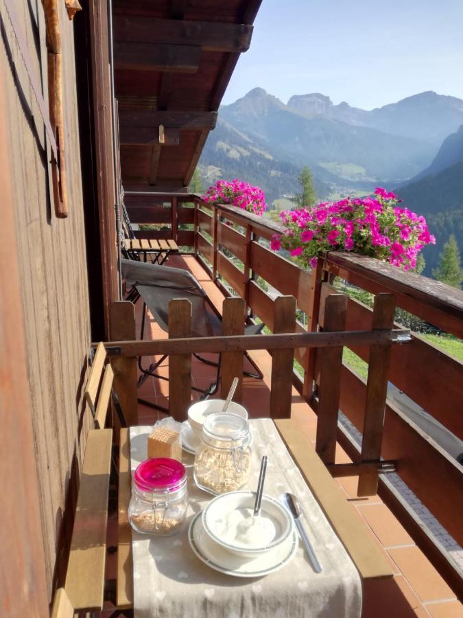 Chalet Relax Pozza di Fassa Exterior foto